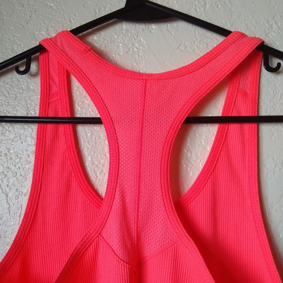 Under Armour Racerback Tank Top Small - Picture 2 of 4